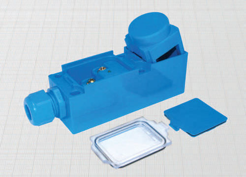 Kapazitiver Näherungssensor - BKSP/4729KS - BDC ELECTRONIC S.r.l. - magnetisch-induktiv / rechteckig / Klemmleiste