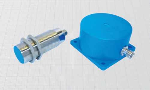 Induktiver Näherungssensor - DCAL30/4309B  - BDC ELECTRONIC S.r.l. - zylinderförmig / M30 / analog