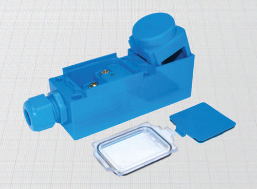 Induktiver Näherungssensor - DCAP series - BDC ELECTRONIC S.r.l. - magnetisch-induktiv / rechteckig / Klemmleiste