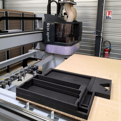 Schneidemaschine für Schaum - FLIGHT 38 - für PVC / für Polyethylen / für Acryl