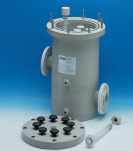Mehrfachpatrone-Filtergehäuse - Wolftechnik Filtersysteme GmbH & Co. KG - für Fluide / Kunststoff