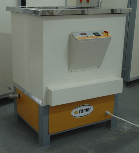 Ultraschall-Reinigungsanlage - WU series - ROMER P.P. - Wasser / automatisch / Industrie