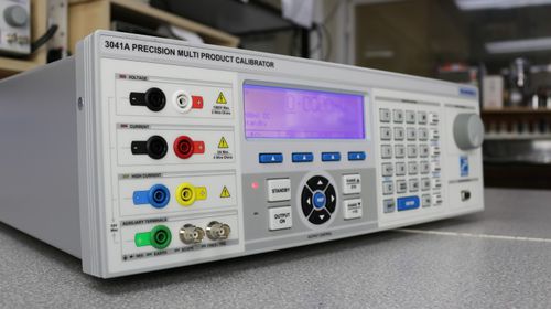 Multifunktionskalibrator - 3000  - TRANSMILLE - Strom / Temperatur / Spannung