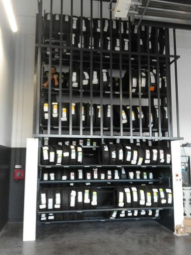 Vertikales Umlaufregal - SYSTEO INDUSTRIE S.A.S - für Reifen / für Gehäuse / Zahnstange