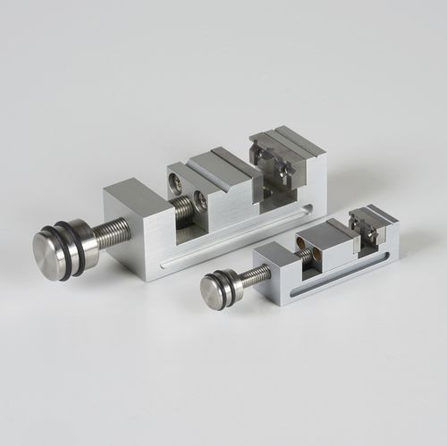 Miniaturschraubstock - MM Engineering GmbH - universell / manuell / horizontal