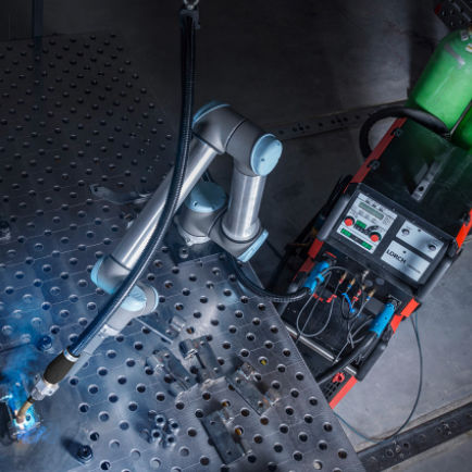 Robotisierte Schweißmaschine - Cobot - Lorch Schweißtechnik GmbH