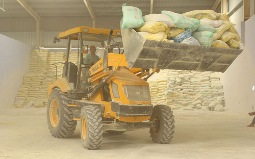 Baggerlader mit Gelenk - BULL HD 76 - BULL MACHINES PVT LTD - Diesel