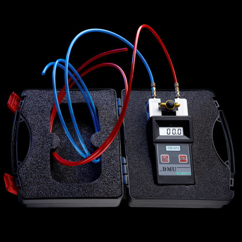 Differential-Manometer - MST series - CRESSTO s.r.o. - mit direkter Anzeige / Prozess / für Gas
