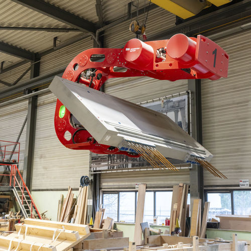 Vakuum-Kipphilfe - T-series: T180 - Aerolift Industrials B.V. - 180°