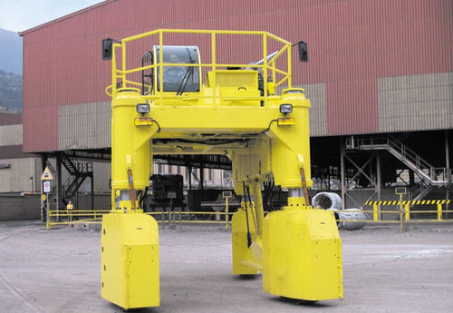 Portalhubwagen für Hütte - MORELLO GIOVANNI S.r.l. - dieselbetrieben