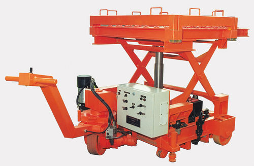 Scherenhubtisch - PE SA 6/X - MORELLO GIOVANNI S.r.l. - hydraulisch / mobil / zur Manipulation von Formen