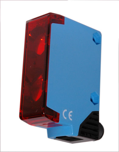 Optoelektronischer Sensor / Reflex-Lichttaster - FG series - Micro Detectors - rechteckig / Infrarot / kompakt