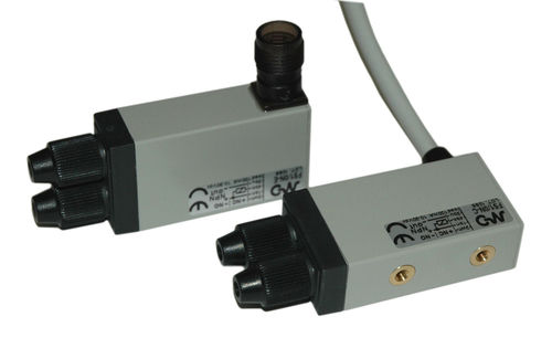 Optoelektronischer Sensor / Reflex-Lichttaster - FS1 series - Micro Detectors - rechteckig / rotes Licht / Glasfaser