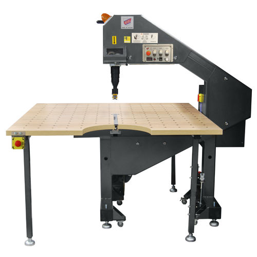 Bandmesserschneidemaschine - R750 - REXEL - für Textil / Hochpräzision