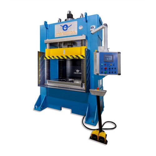 Servohydraulische Presse - PHA300RC 5471 - MECAMAQ, SL - Form / 4-Säulen / maßgefertigt