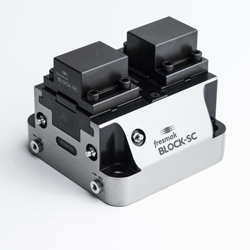 Schraubstock für Werkzeugmaschinen - BLOCK-SC - Fresmak - hydraulisch / horizontal / selbstzentrierend