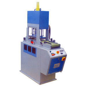 Presse für Sohlen - PS96 - FERVIT srl - automatisch / vertikal / mit Förderer