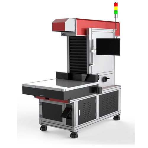 CO2-Laser-Schneidemaschine - SCM2000 - Wuhan Sunic Photoelectricity Equipment Manufacture Co., Ltd - für Gummi / für Acryl / für Holz