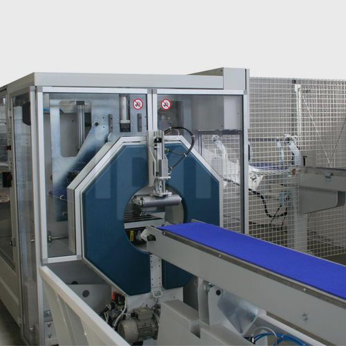 Automatische Verpackungsmaschine - IAF series - IPM ITALIAN PLASTIC MACHINERY - PLC-gesteuert / Folien / in Linienform