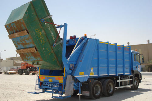 Mobile Müllpresse - Emitecno 2500 - ECO.ZETA