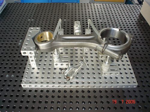 Automatisches Befestigungssystem - Horst Witte GerÃ¤tebau Barskamp KG - für CMM
