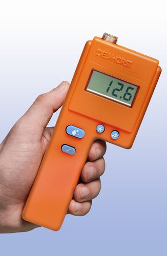 Feuchtigkeitsmessgerät für Watte - C-2000 - Delmhorst Europe - mittels Leitfähigkeitsmessung / mit Digitalanzeige / Handgerät