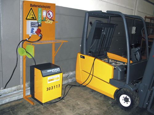 Ladestation für Gabelstapler - BL 1-3 - Bauer - bodenstehend