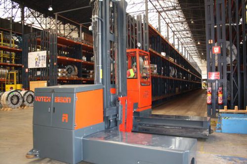 Elektrischer Seitenstapler - A - BULMOR industries - Sitz / 4 Räder
