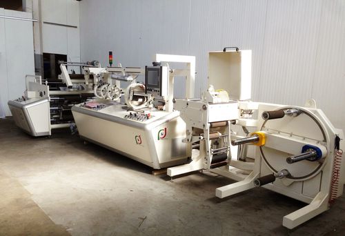 Schrumpfschlauch-Verschließmaschine / aus OPS - TBR3 SUPERIOR PLUS - FADA ITALIA SRL - PET / PVC / mit Schmelzklebstoff-Applikator