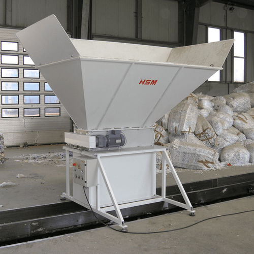 Inline-Perforiermaschine - HSM PF 600 - HSM GmbH + Co. KG - PET-Flaschen