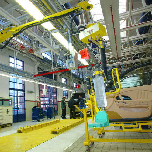 Manipulator für Tür - DALMEC - pneumatisch / mit Greifsystem / für Fahrzeuge