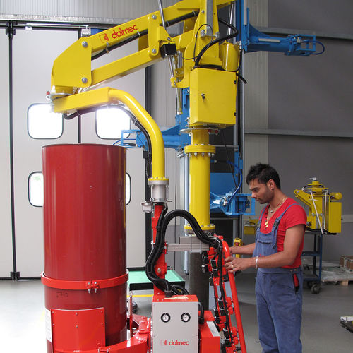 Manipulator für Fässer - DALMEC - pneumatisch / mit Greifsystem / Umschlag