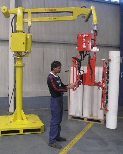 Manipulator für Spulen-Handling - DALMEC - pneumatisch / mit Saugnapf / für Textilien
