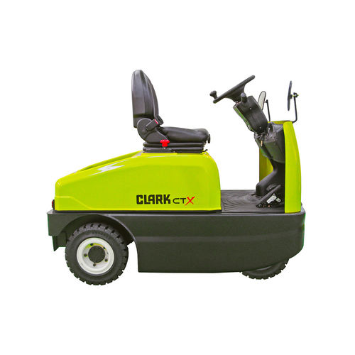 Elektrischer Schlepper - CTX series - CLARK Material Handling - mit 3 Rädern / Sitz / Schlepp