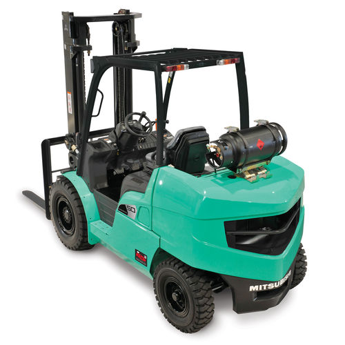 LPG-Gabelstapler - FG40-55(C)N3 Series - Mitsubishi Forklift Trucks - Sitz / Industrie / 4 Räder