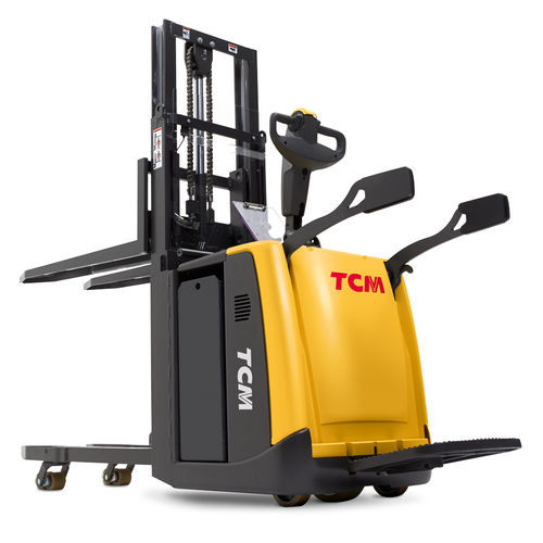 Elektrischer Stapler - SRS - TCM Forklifts - mit Fahrerplattform / 24 V / für Lagerhallen