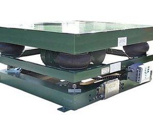 Vibriertisch - FWT - Cleveland Vibrator
