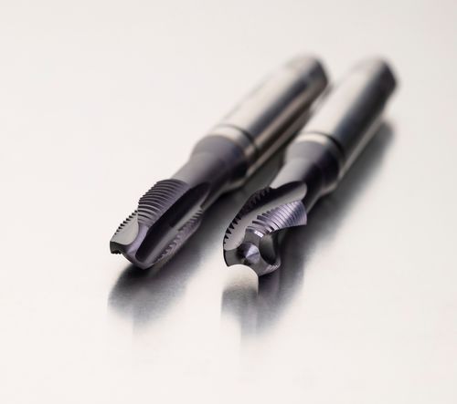 Spiralgenuteter Gewindebohrer - Black Shark - Dormer Pramet