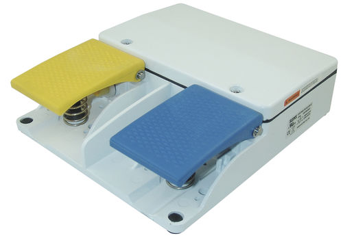 Steuerungs-Fußschalter - FSC-62 - SUNS - mit Potentiometer / 2 Pedale / wasserdicht