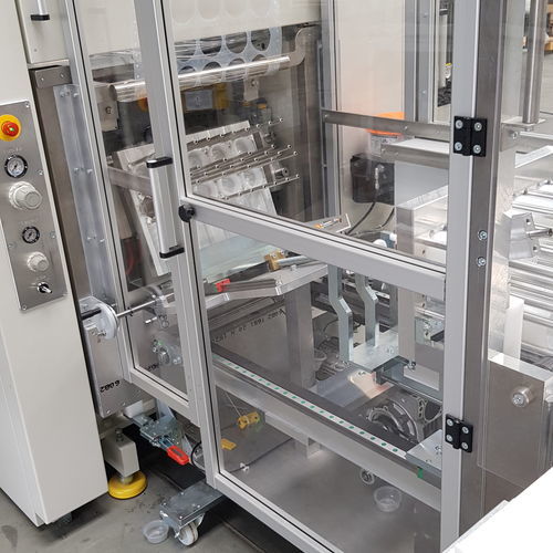 Becher-Stapelmaschine - Rohde Maschinenbau GmbH - für Thermoformanlagen / Inline / automatisch