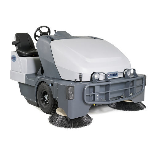 Aufsitzkehrmaschine - SW8000 series - Nilfisk - mit Batterie / für Außenbereich / für den Innenraum