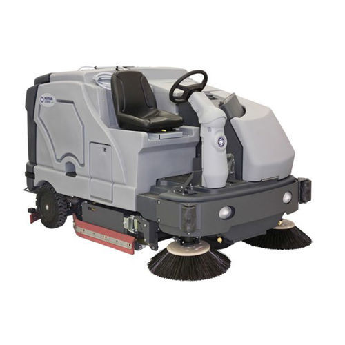 Kehr-Scheuersaugmaschine / Aufsitz - SC8000 series - Nilfisk - mit Verbrennungsmotor / für den Innenraum / Staub