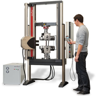 Hydraulisches Spannsystem - ZwickRoell GmbH & Co. KG