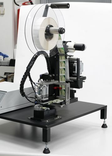 Halbautomatischer Etikettierer - VENUS - E-Packaging Srl - zur Oberseitenetikettierung / zur Seitenetikettierung / zur Unterseitenetikettierung