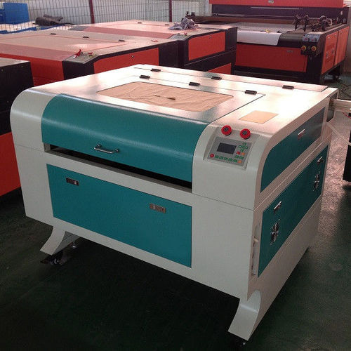 CO2-Laser-Schneidemaschine - Suzhou Suntop Laser Technology CO.,LTD