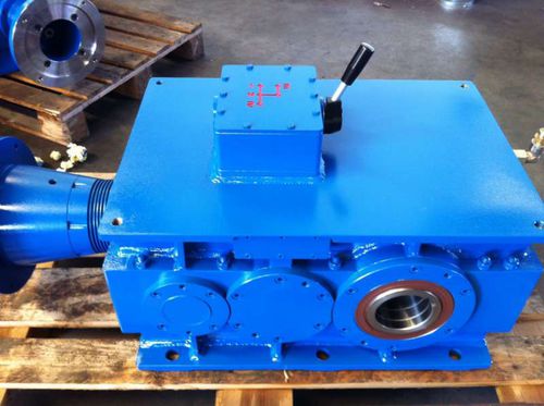 Kegelradgetriebe - GO3 / 180 / CS / 3V / 8 - 23 - 38 / PAM132-G / B3 . 004 - PCM - rechtwinklig / 10 - 20 Nm / 200 - 500 Nm