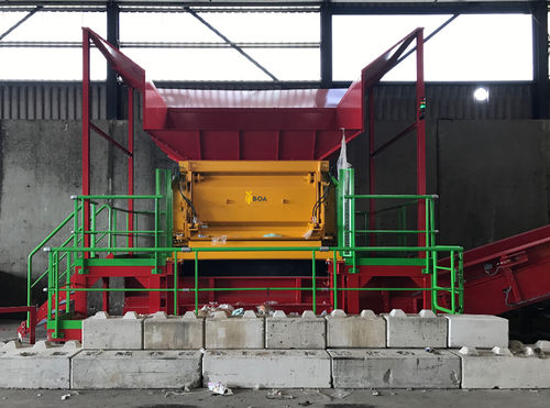 Sacköffner für Abfallprodukte - BOA RECYCLING EQUIPMENT BV
