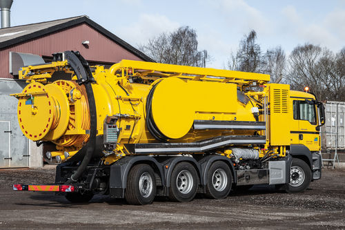 LKW für Saug- und Spülzwecke - SIMON MOOS A/S - 4-Achsen / für unterirdische Arbeiten / für die Recyclingindustrie