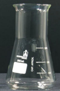 Erlenmeyerkolben - Normax - Fábrica de Vidro Científico - Borosilikatglas