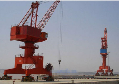 Festinstallierter Kran - Henan Weihua Heavy Machinery Co., Ltd - Hafen / für Schiffswerften / zum Laden